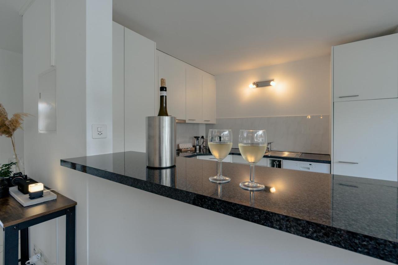 Apartment In The City Center With Free Parking Biel Exteriör bild